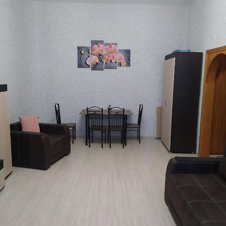 Apartment Theatre Shepkina 2 Rooms II Sumy Eksteriør bilde